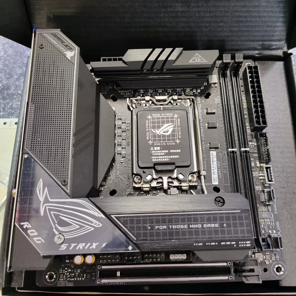 Motherboard ROG STRIX Z690-I GAMING WIFI