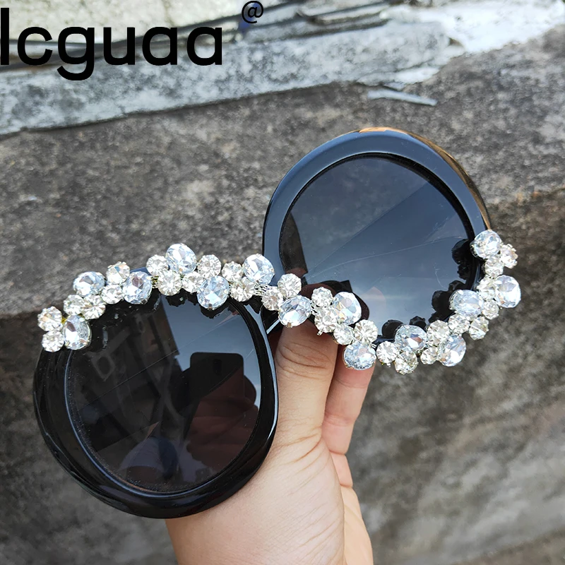 Occhiali da sole da sposa rotondi BlingBling con montatura grande con occhiali da sole con diamanti di design di lusso in pietra Gafas De Sol