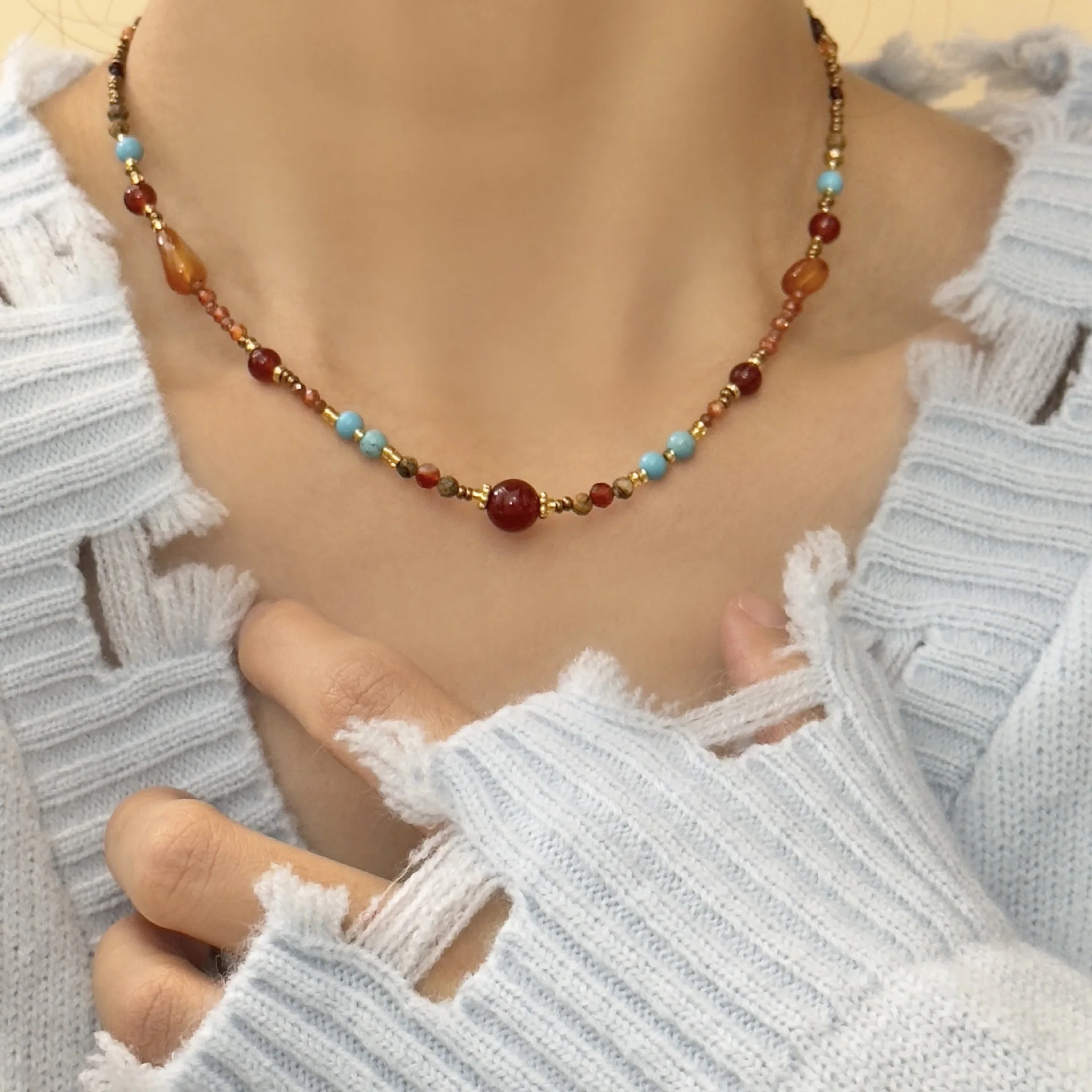 Mid-Levels Begonia Natural Stone Autumn and Winter Whitening Necklace Niche Stacking Wear Versatile Light Luxury Clavicle Chain