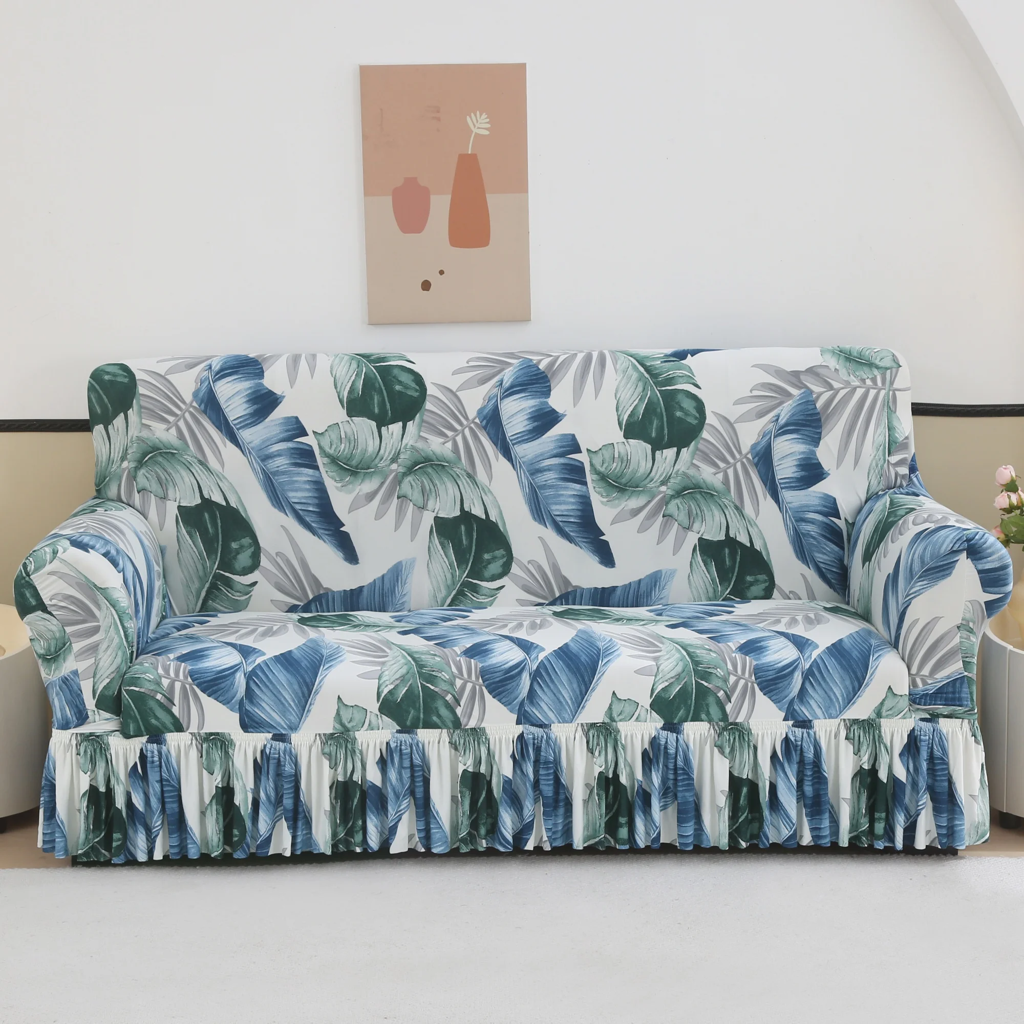 Elastischer, gerüschter Sofabezug – ganzjährig universell, Blattdesign für modernes und nordisches Wohnzimmer und Schlafzimmer