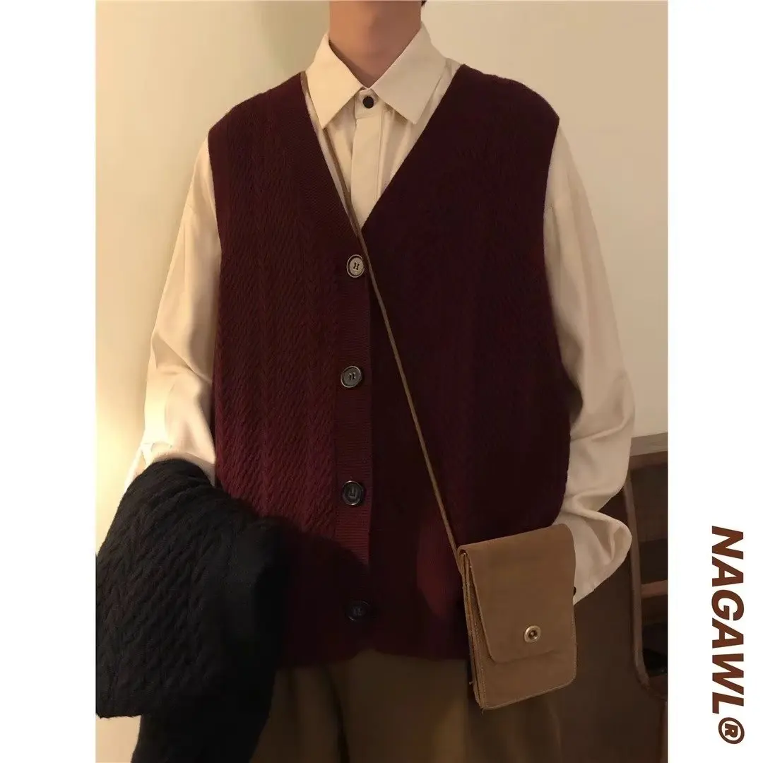 

Весенне-осенний новый ретро-кардиган в гонконгском стиле, модный вязаный жилет винно-красного цвета, мужской свитер в корейском стиле INS, куртка-жакет