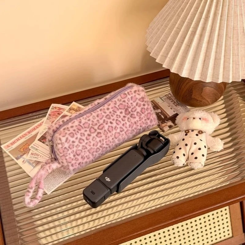 trousse-de-maquillage-en-peluche-mignonne-pochette-cosmetique-portable-imprime-leopard-organisateur-de-voyage-pour-articles-de-toilette-pochette-a-rouge-a-levres-pour-femme