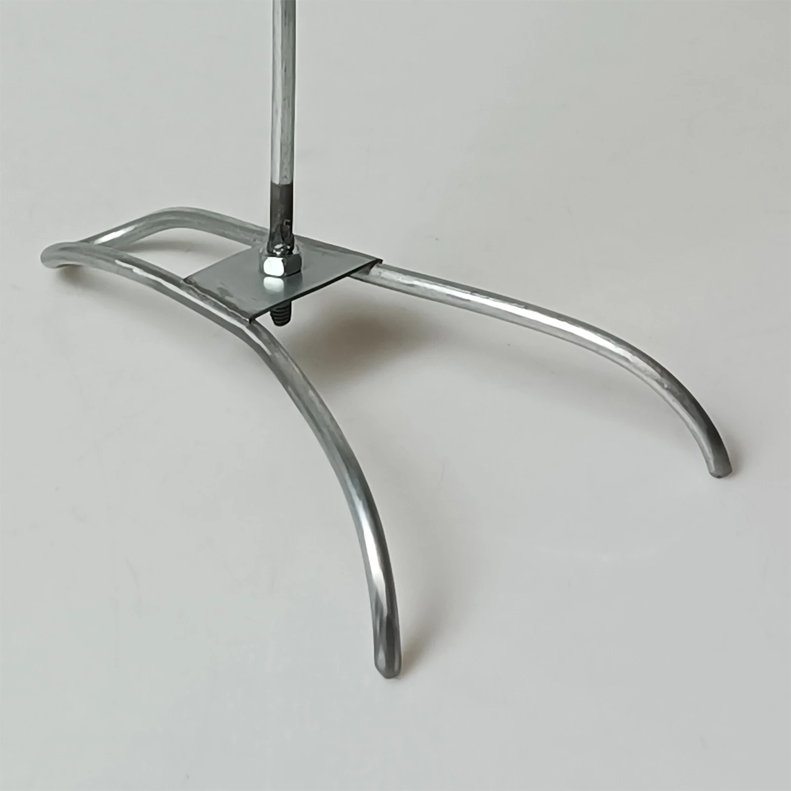 Stainless Steel Poultry Hanger Wire-drawing And Polishing Surface for Webber Bronco Pit Barrel