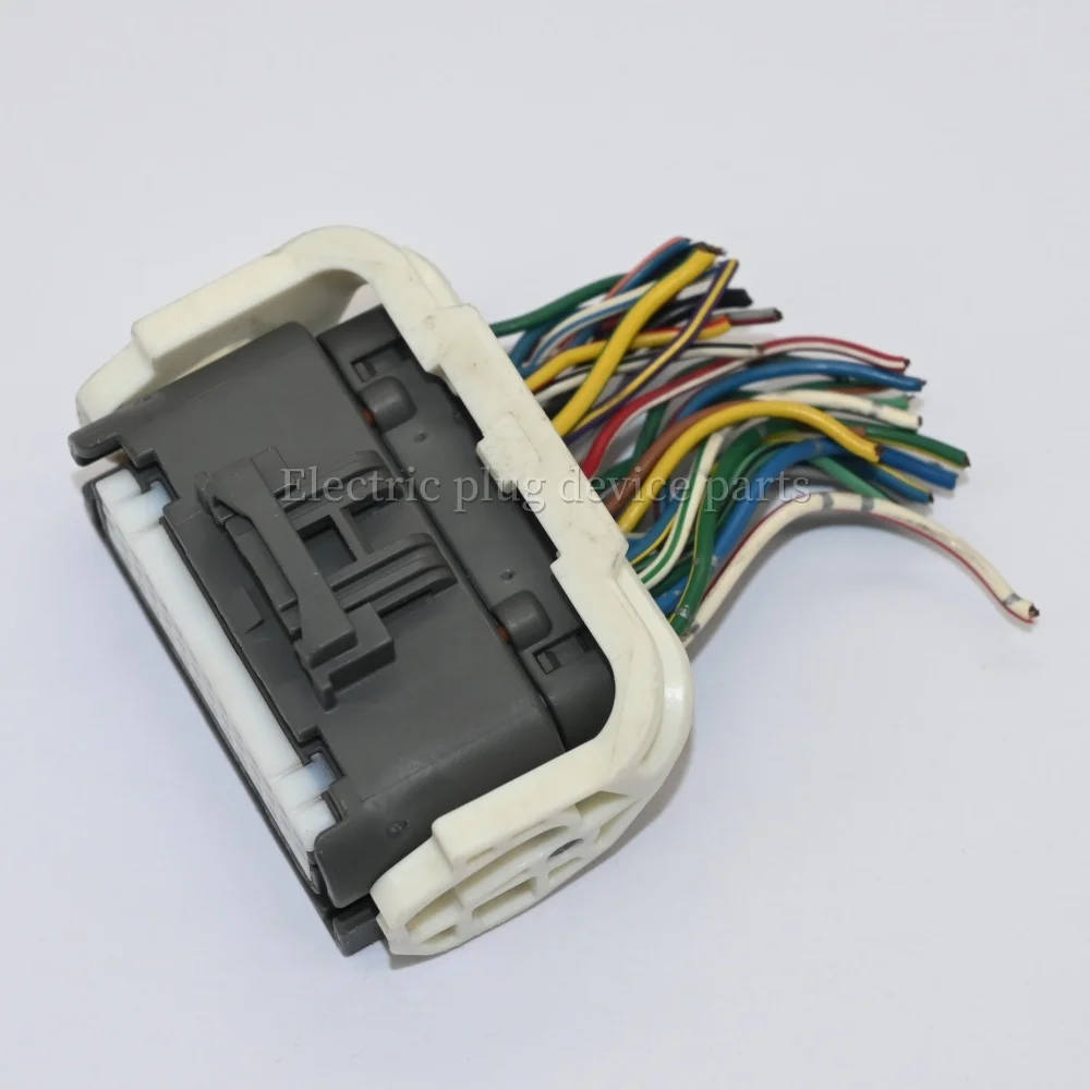 

Original Transmission Control Module TCM TCU Connector Plug for Mazda