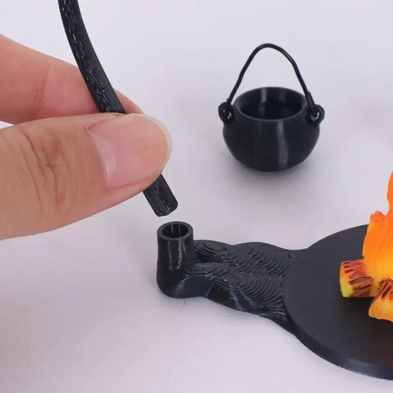 4 Uds casa de muñecas Mini estufa colgante y escena de pila de fuego DIY Camping al aire libre Micro accesorio de decoración de paisaje