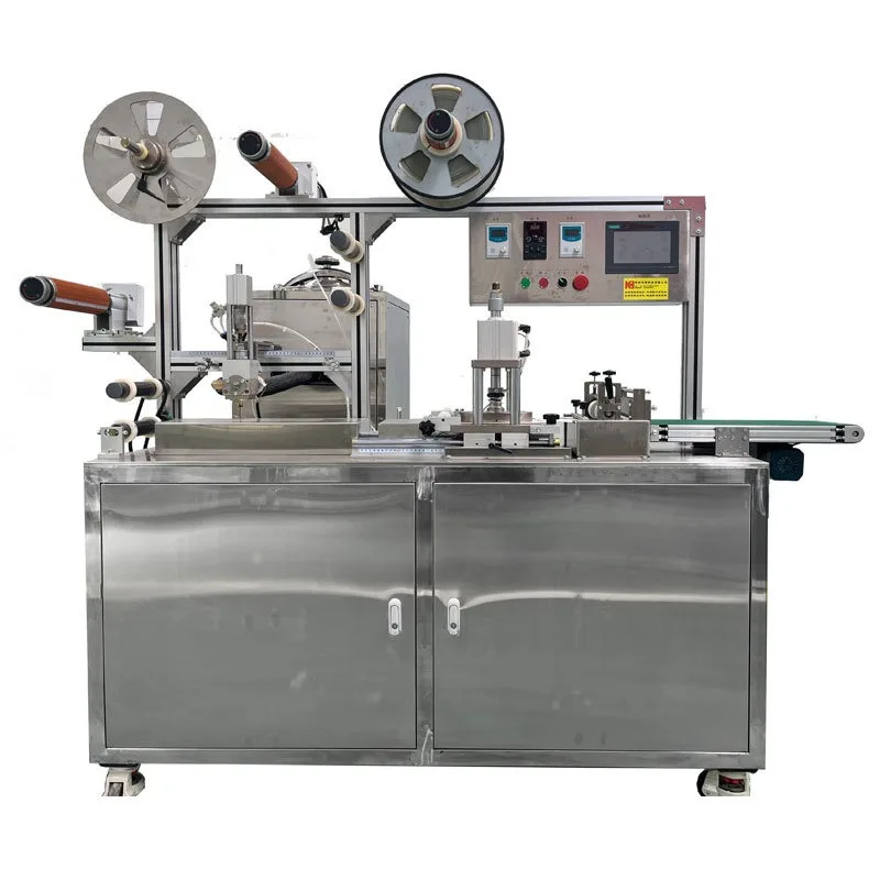 Automatic plaster cutting, accurate cutting of black plaster stickers, cutting and forming equipment for medicinal patches
