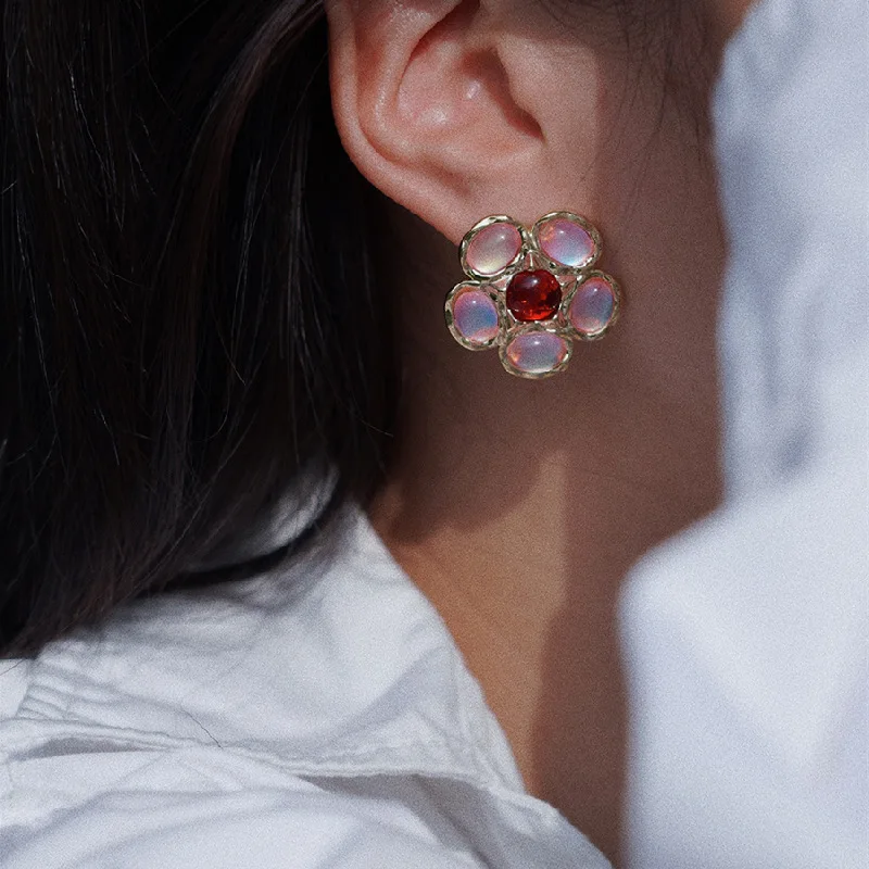 Fashion Classic Pink Color Crystal Enmale Earrings For Women Exquisite Design Pendant Flower Ear Rings Jewelry Accessories