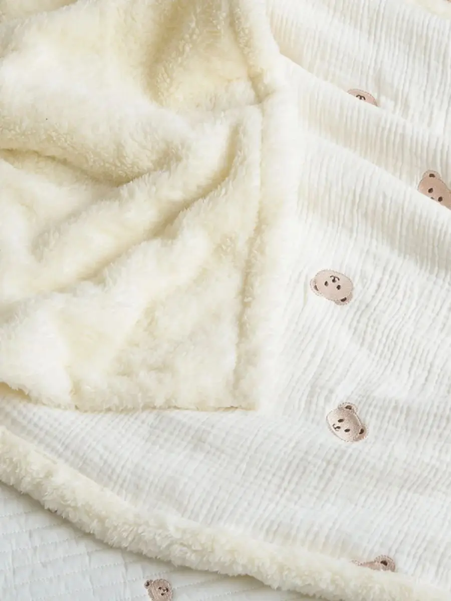 Addensare autunno e inverno coperta comfort per bambini coperta per neonato coperta con motivo ricamato