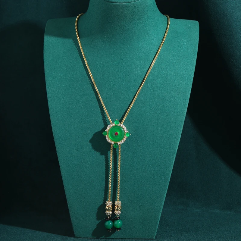 

Vintage Glass Green Round Necklace Pendant Long Jade Jewelry For Women 2026 New Retro Charm Luxury Birthday Gifts Trend Party