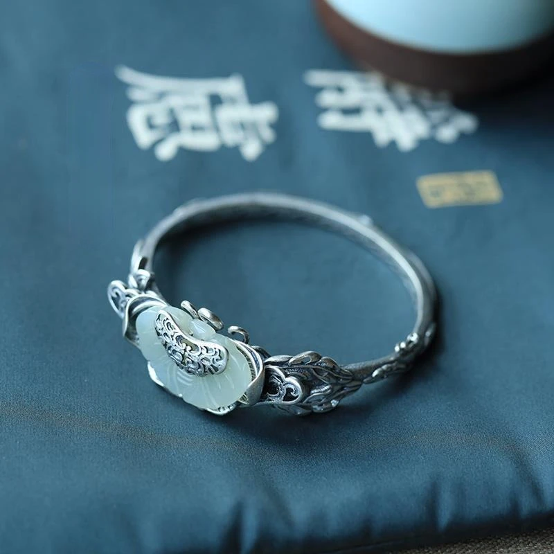 Designer original new and old handmade butterfly silver inlaid Ruyi Hetian jade open bracelet retro ladies jewelry