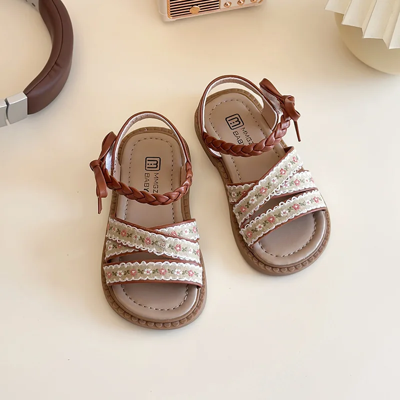 

Детские летние сандалии с открытым носком из искусственной кожи для девочек, с плетеными цветами, классические, модные, винтажные, шлепанцы