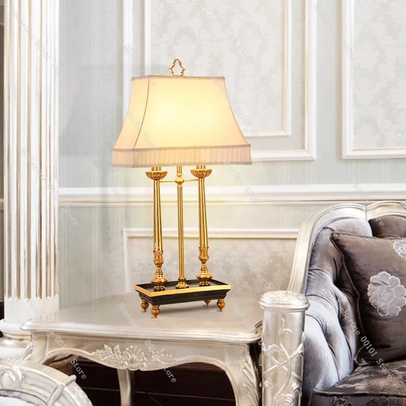 European all-copper living room table lamp Modern simple creative decorative table lamp