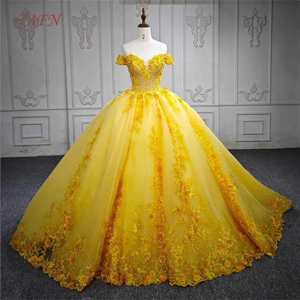 TAFN-vestido de quinceañera dorado, traje de baile con hombros descubiertos, apliques florales, cuentas, línea A, con cordones, 15