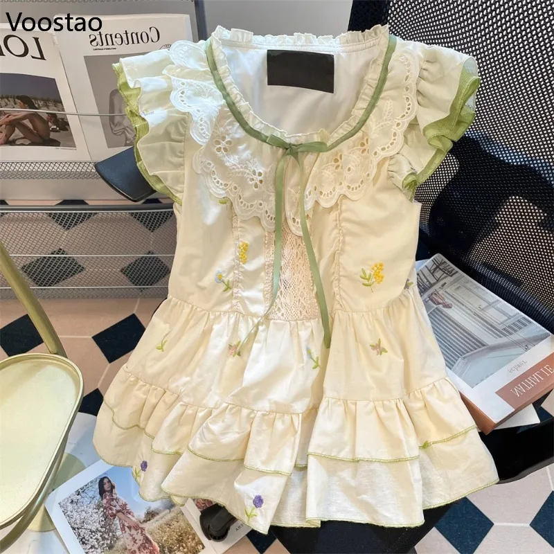 

Japaneses Sweet Lolita Blouses Women Kawaii Floral Print Lace Ruffles Flying Sleeve Slim Shirts Harajuku Y2k Tops Blusas Mujer