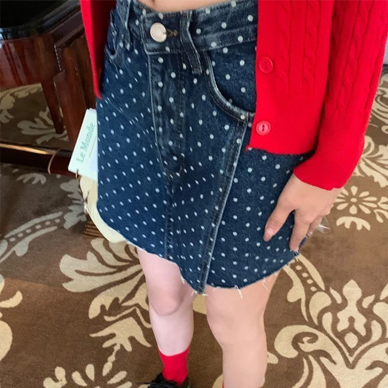 

Новая корейская синяя джинсовая юбка в горошек для женщин, летняя нишевая утягивающая универсальная юбка трапециевидной формы с высокой талией