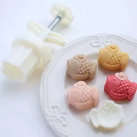 Delicate Rose-Shaped Mooncake Mold for 25g Fish Cake Hand Pressed Mung Bean Cake and Pineapple Pastry - Chinese Dessert and Cake