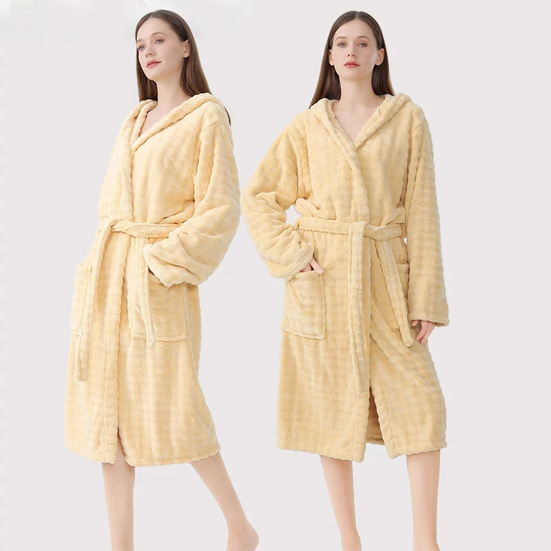 

Банный халат из нехлопкового чистого хлопка, быстросохнущий, впитывающий, носимое полотенце для женщин, новинка 2026 года, взрослый, из кораллового флиса, для дома...