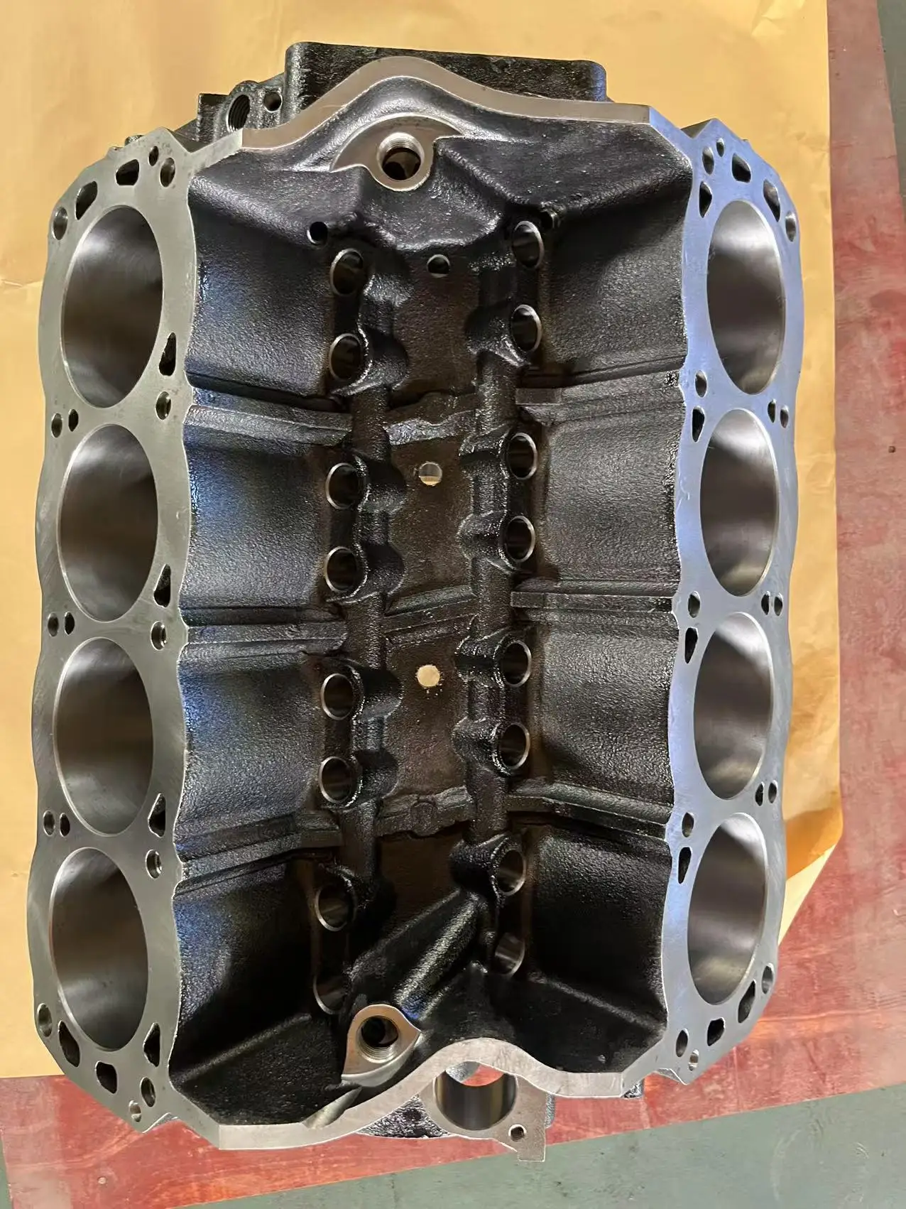 كتلة V8 لكتلة اسطوانة وندسور 351 ارتفاع 9.5 4 بوصة و4.125 بوصة حجم التجويف SBF V8 كتلة اسطوانة المحرك 351 وات