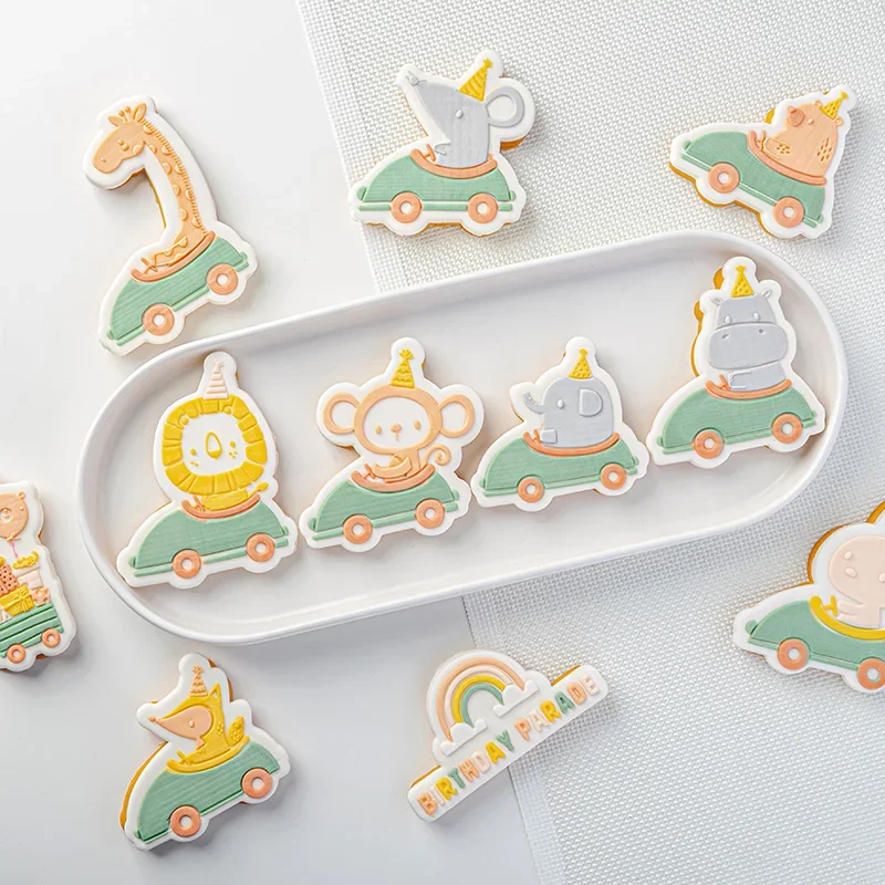 Cartoon Animal Birthday Parade Fondant Biscuit Embossing Die Giraffe Acrylic Icing Cookie Mould Party Dessert Cake Baking Tools