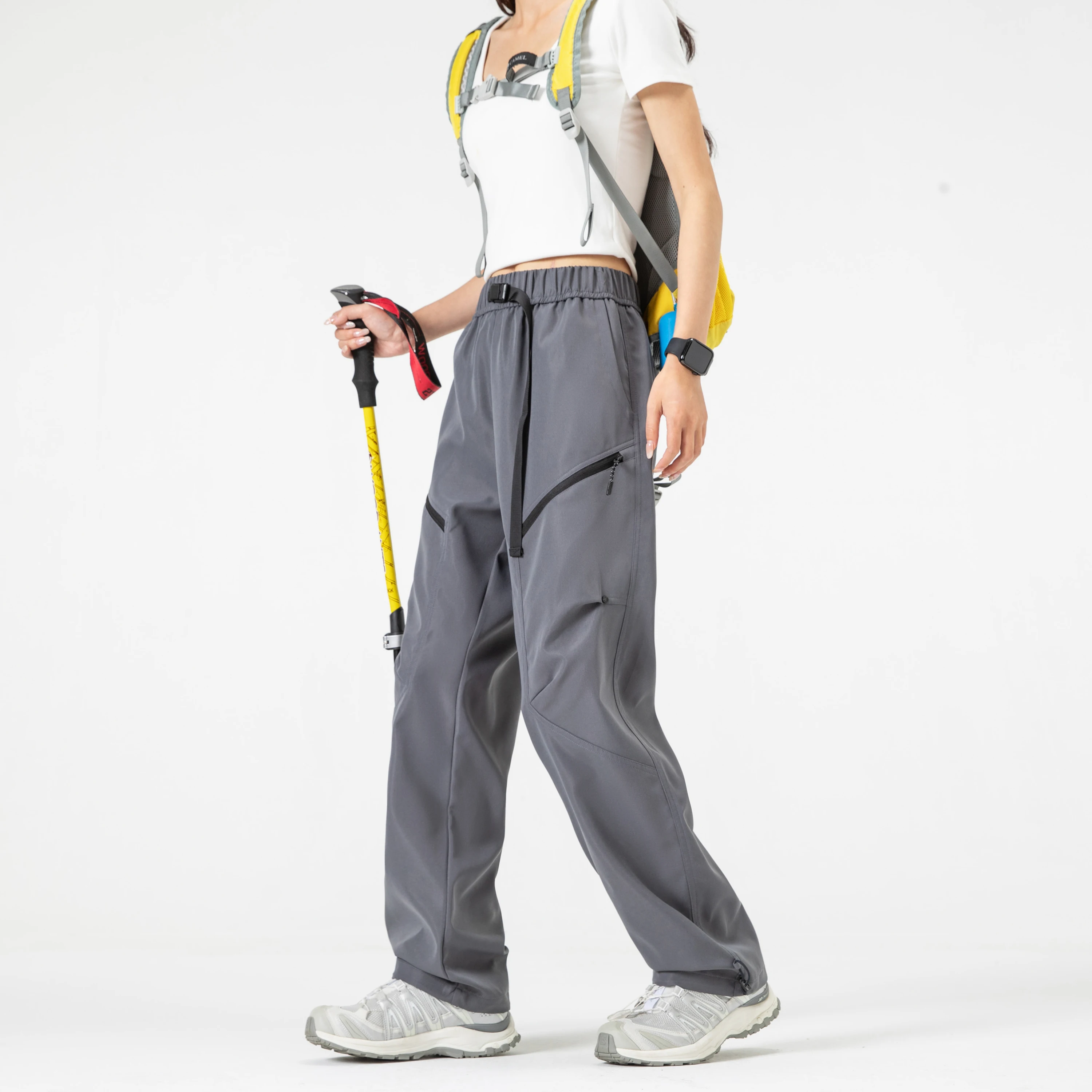 

New loose and casual straight leg pants for men's outdoor sports hiking and mountaineering in autumn and winter