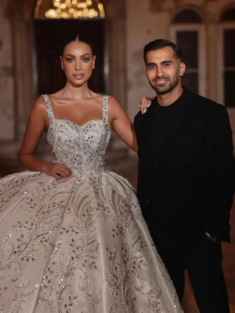 

Luxury Ball Gown Wedding Dresses Appliques Sequins Lace Spaghetti Strap Bridal Gowns Big Size Vestidos De Novia Customized