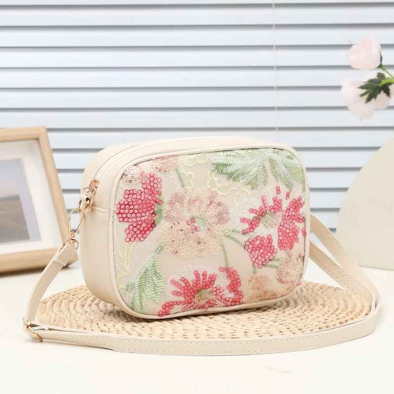 

Fashion sequined women's shoulder bag, sequined flower embroidered shoulder messenger bag, fashion shoulder small square bag