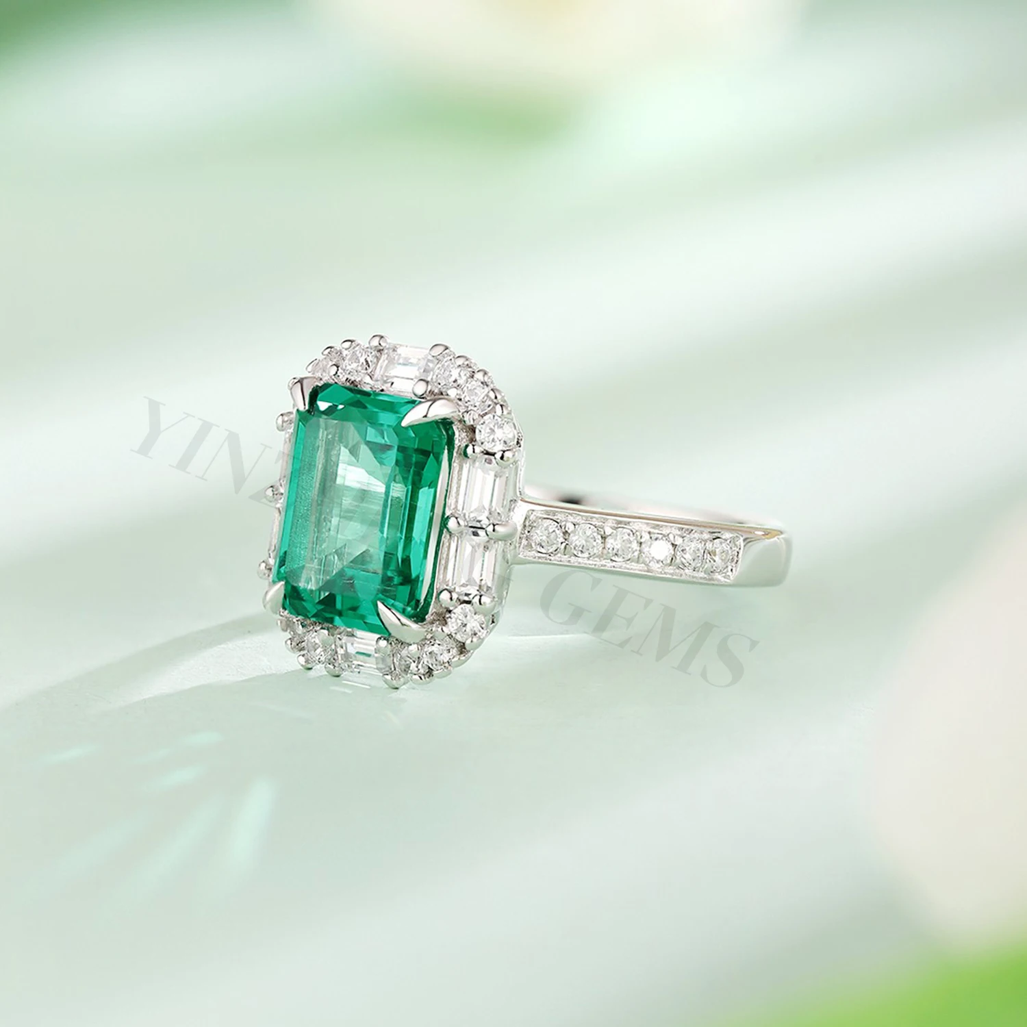 fashion new design S925 Silver Sterling emerald ring luxury gem customized diamond Jewelry rings for Ladie