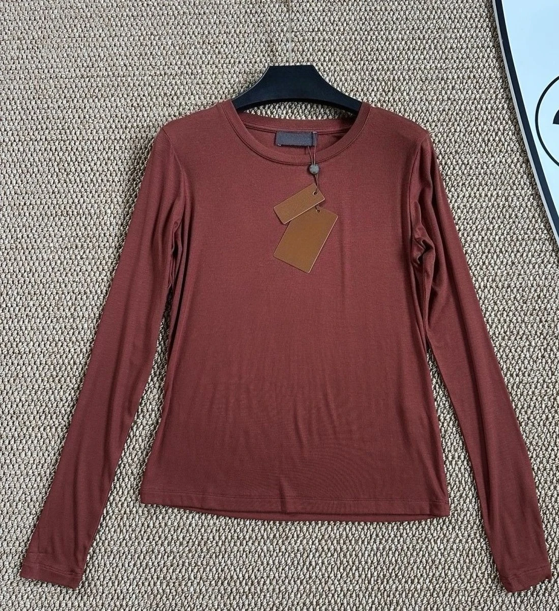 2025 Letter Embroidered Crew Neck T-shirt New Bottom Thin Top Casual Slim Thin Versatile and Comfortable