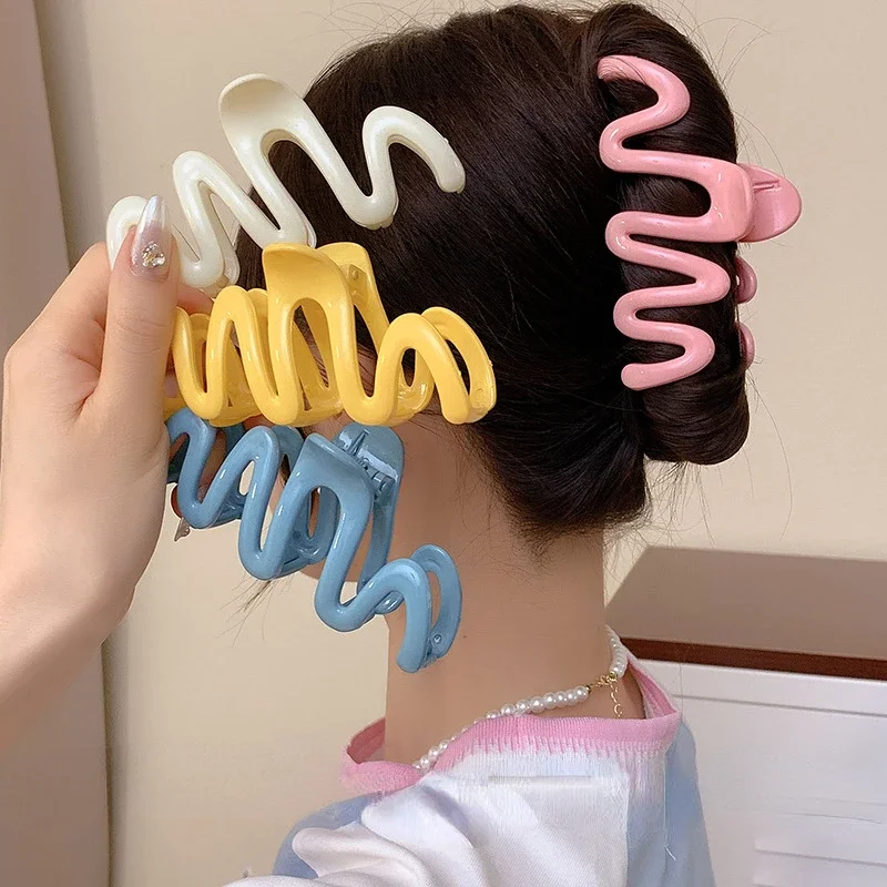 Colorful Jelly Wave Hair Claw Y2k Hairpin Women Girls Fashion Sweet Simple Acrylic Ponytail Hair Clip Headwear Accessories 2023