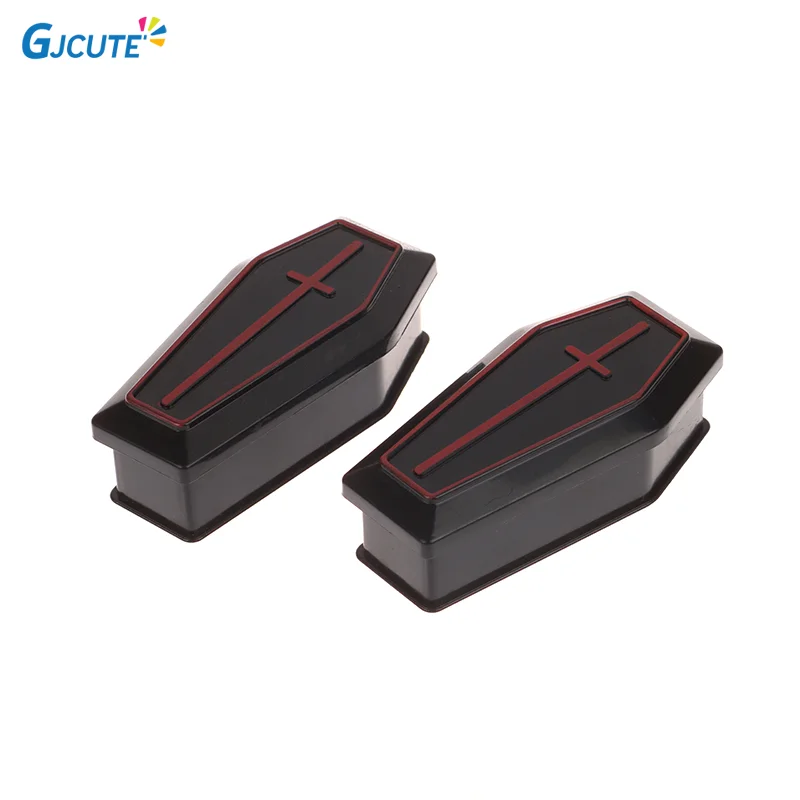 

2pcs Miniature Empty Coffin Boxes Prank Props Miniature Coffin Box Halloween Party Props