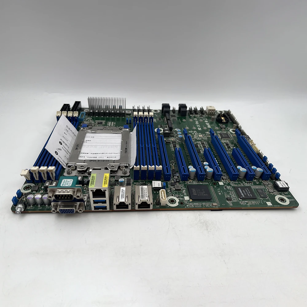 EPYCD8 Server Motherboard SP3 LGA4094 Supports  EPYC 7001/7002 ATX 12'' X 9.6''