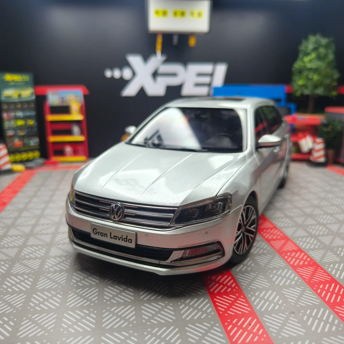 

Литой под давлением масштаб 1:18 VW Lavida, полная дверь, модель автомобиля из сплава, Коллекционная игрушка, подарок, сувенир, витрина, орнамент