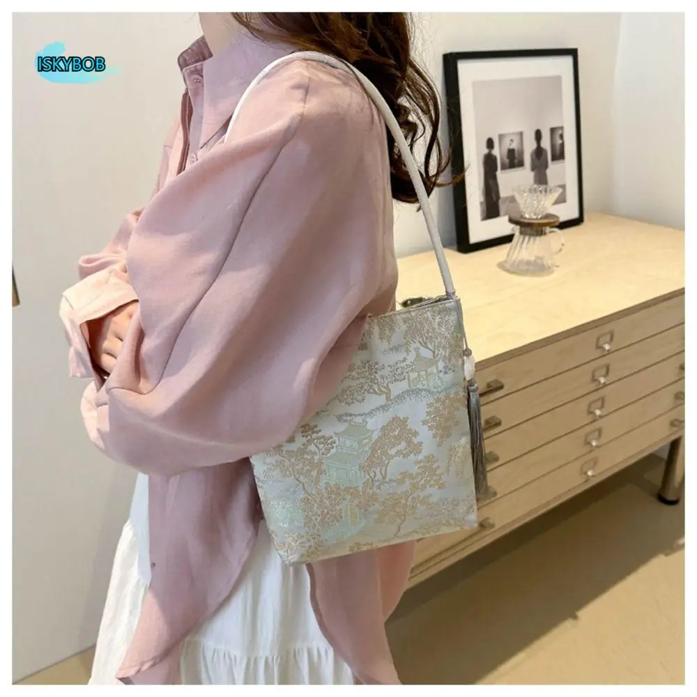 

Cute Printed Embroidery Shoulder Bag Large Capacity Handbag New Chinese Style Handbag Tote Bag Floral Hanfu Bucket Bag Girls