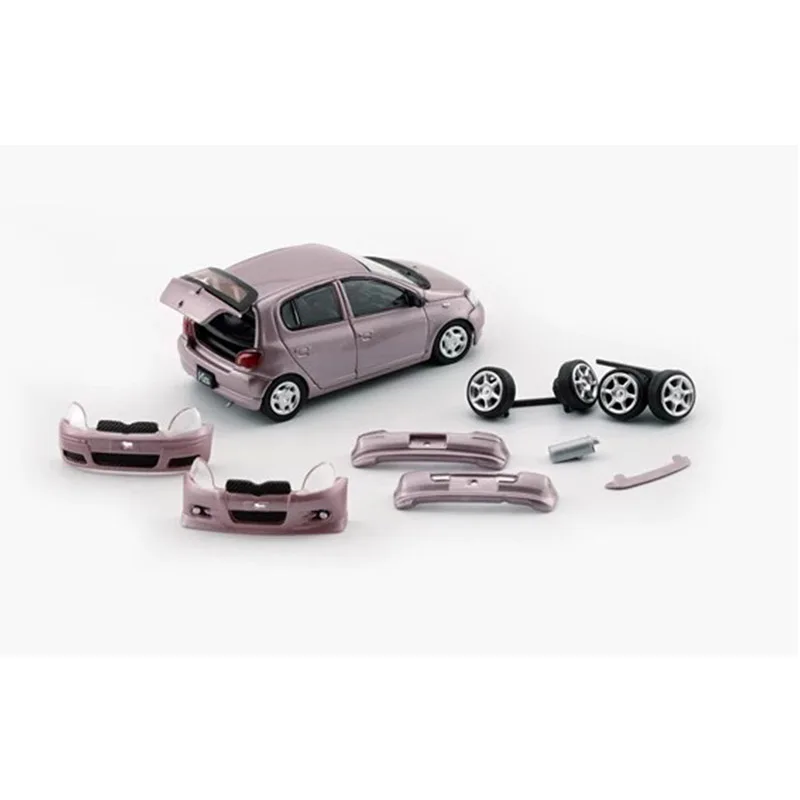 BM Creations 1:64 1998 Yaris Echo Vitz Pink Diecast Alloy Toy Cars Simulation Model For Collection