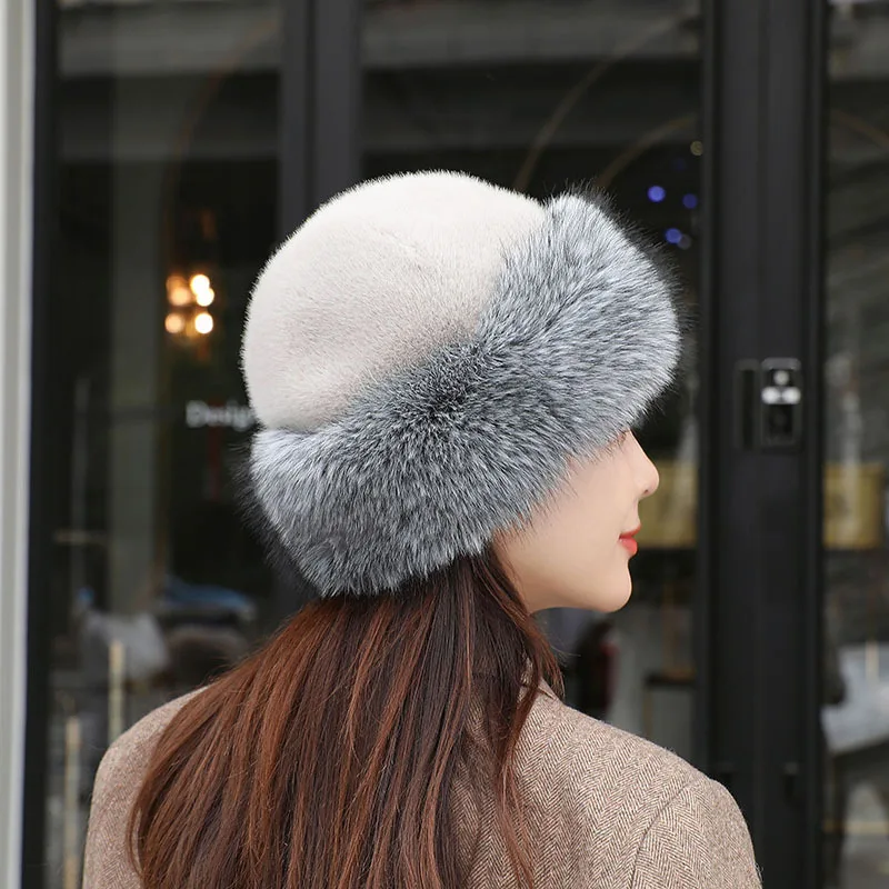 New Velvet and Thickened Fisherman Hat for Women Fashionable Plush Ear Protect Hat Winter Ski Hat Brimless Cap Windproof