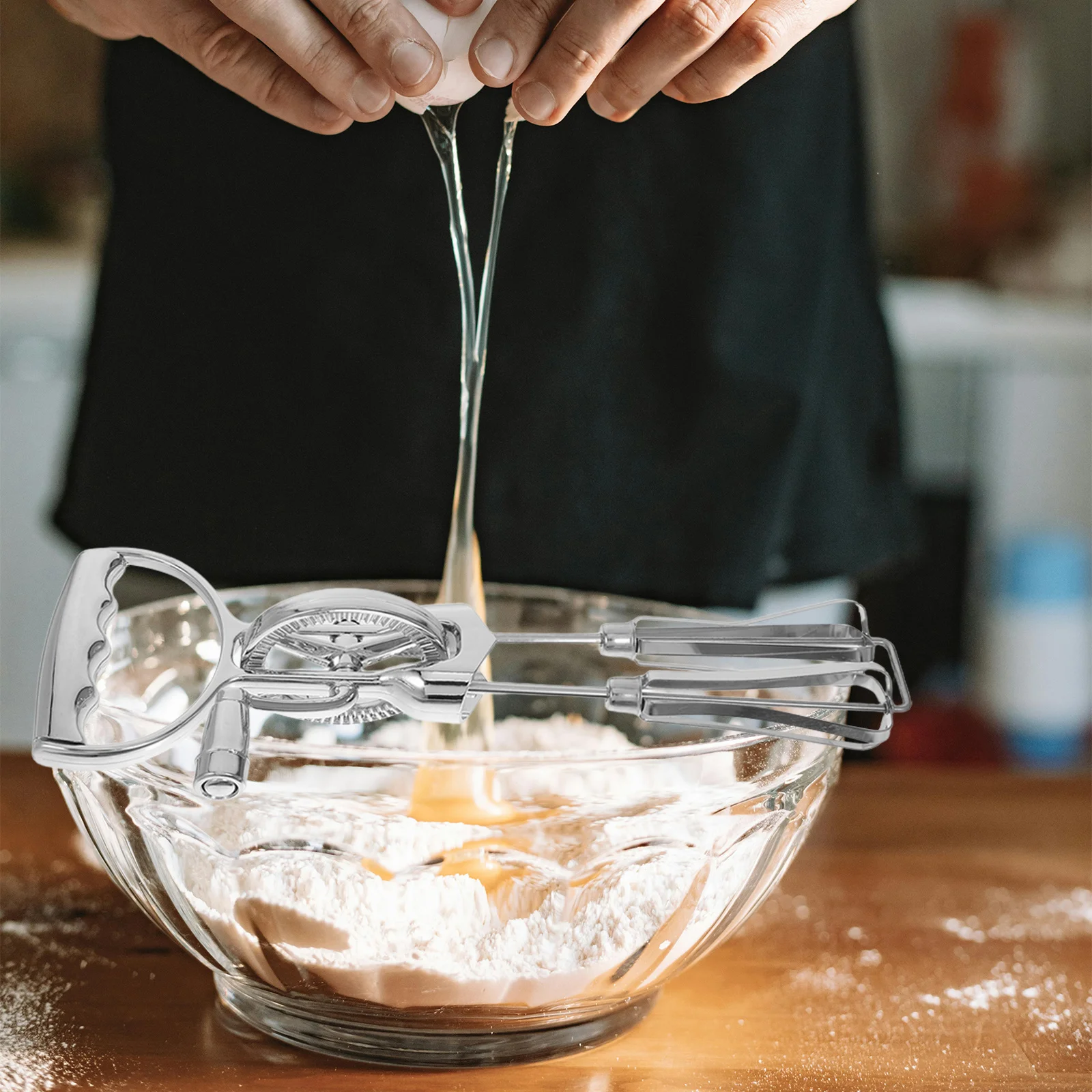 

4Pcs Baking Tools Set Rotary Hand Mixer Stainless Steel Egg Whisk Heat Resistant Silicone Brush for Baking Mixing Cooking