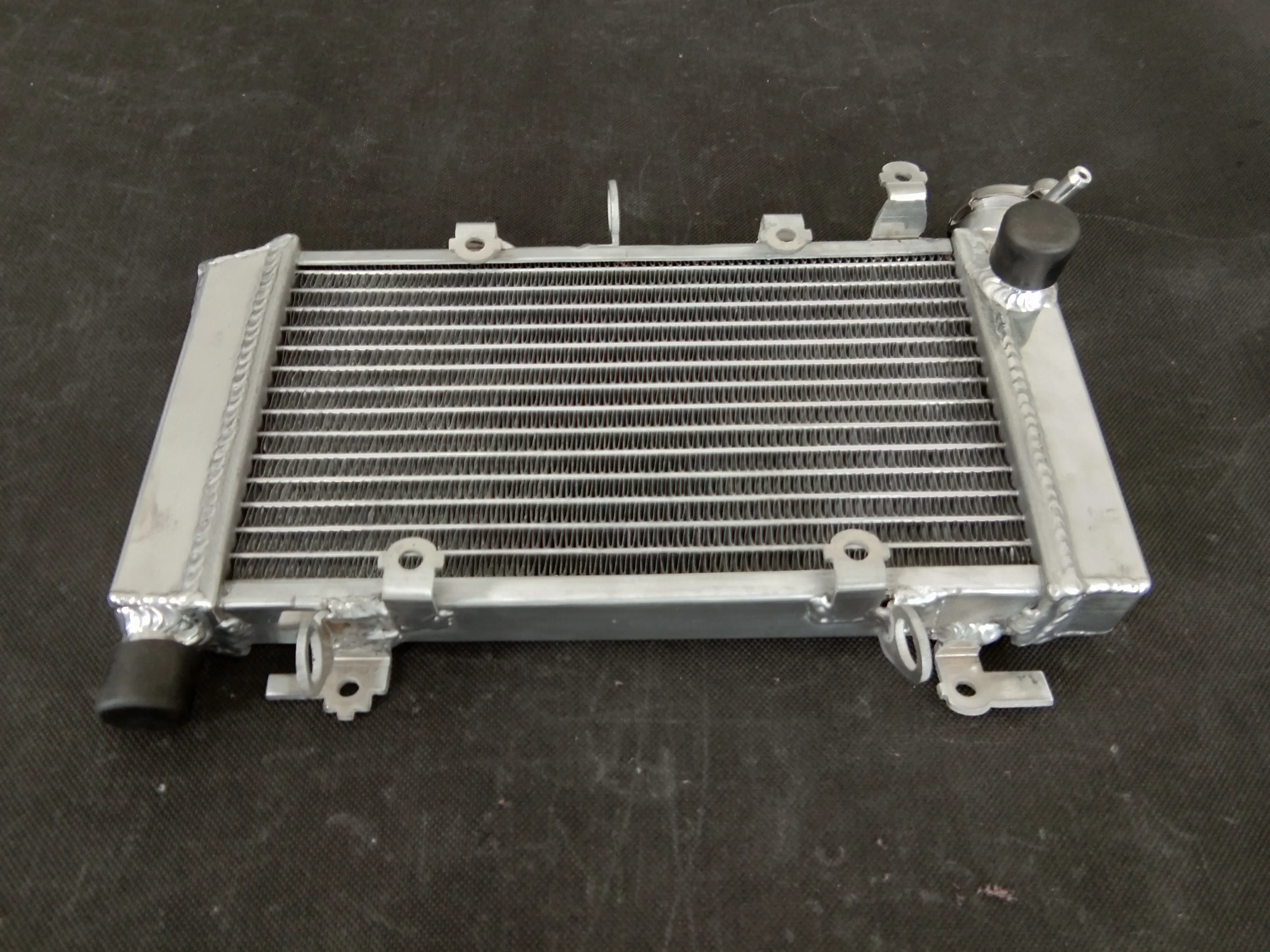 Pendingin pendingin Radiator 2013-2018 Honda CBR500R CBR 500 R 2013 2014 2015 2016 2017