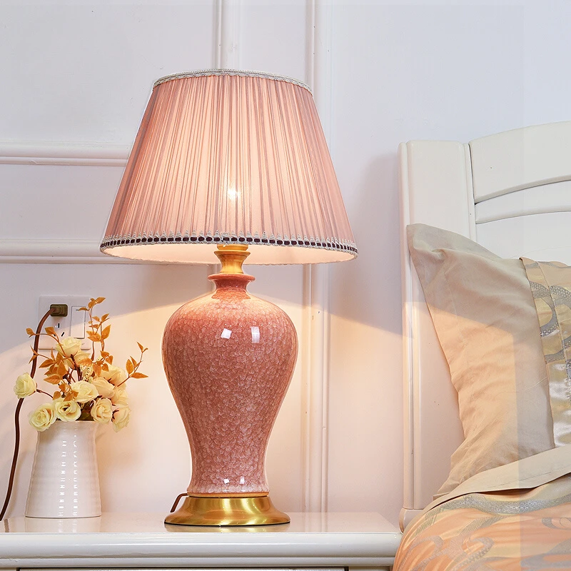 

Light luxury Jingdezhen ceramic table lamp bedroom bedside American pink all copper living roomable