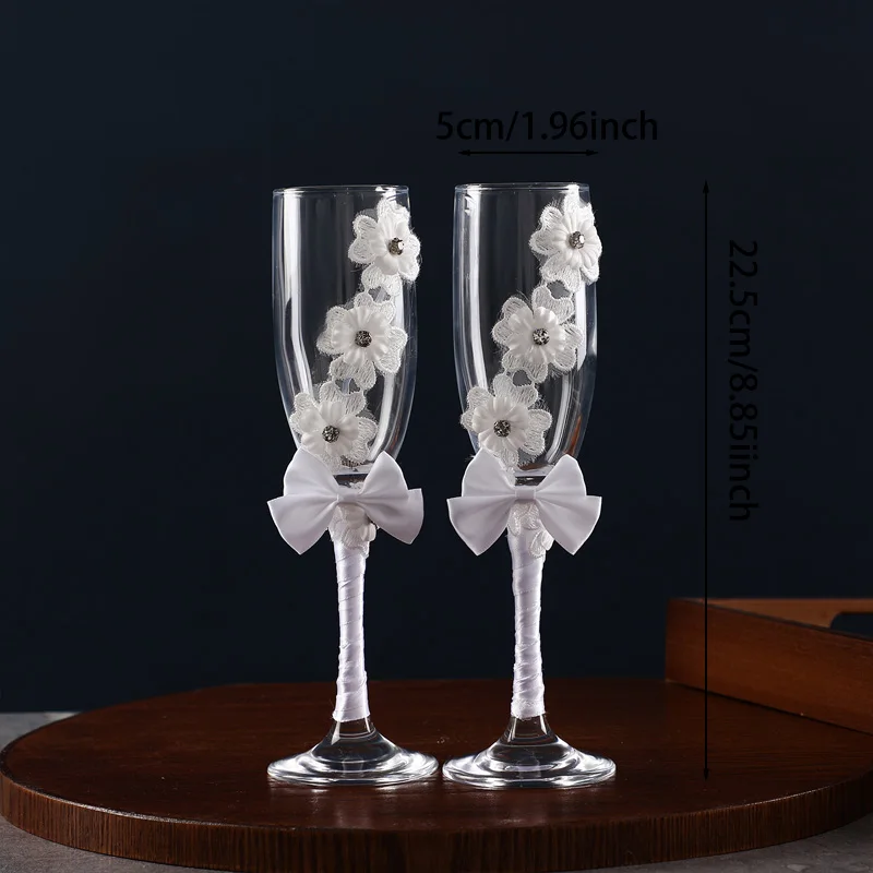 نظارات شمبانيا كريستالية فاخرة - أكواب توست لحفلات الزفاف المتلألئة للاحتفال بالزفاف