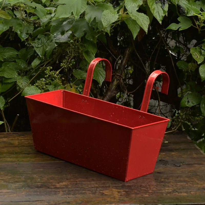 Maorong Powder Coated Customized Colors Hanging Planter Wall Balcony Flower Pots for Garden Use Wholesale Available