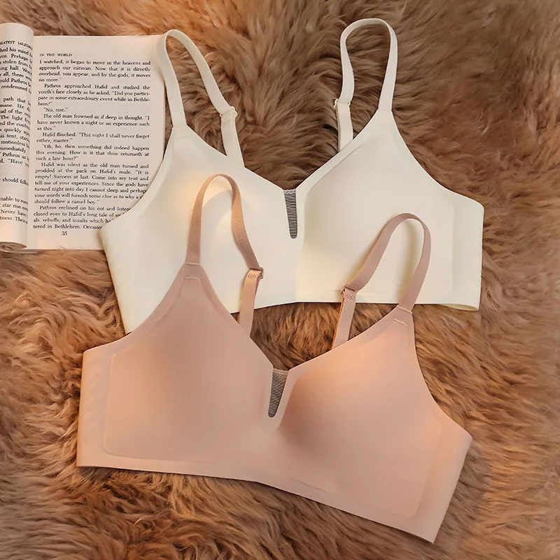 UBAU Simple Seamless Underwear Gathered Without Rims Jelly Comfortable Breathable Top-up Small Chest Quality Bra.