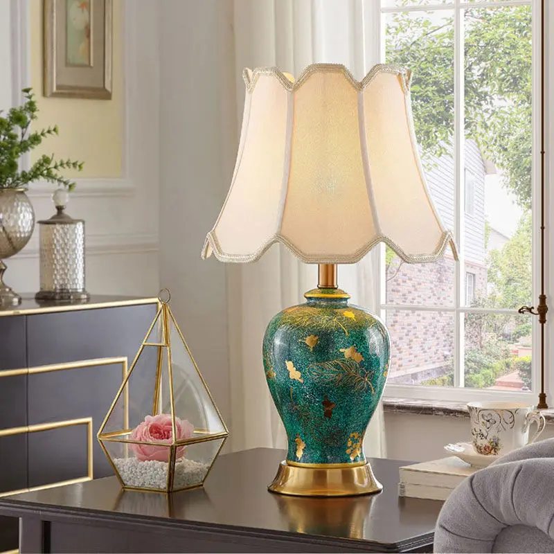 

Living room decorative table lamp Nordic simple modern light luxury American ceramic warm bedroom bedside table green remote con
