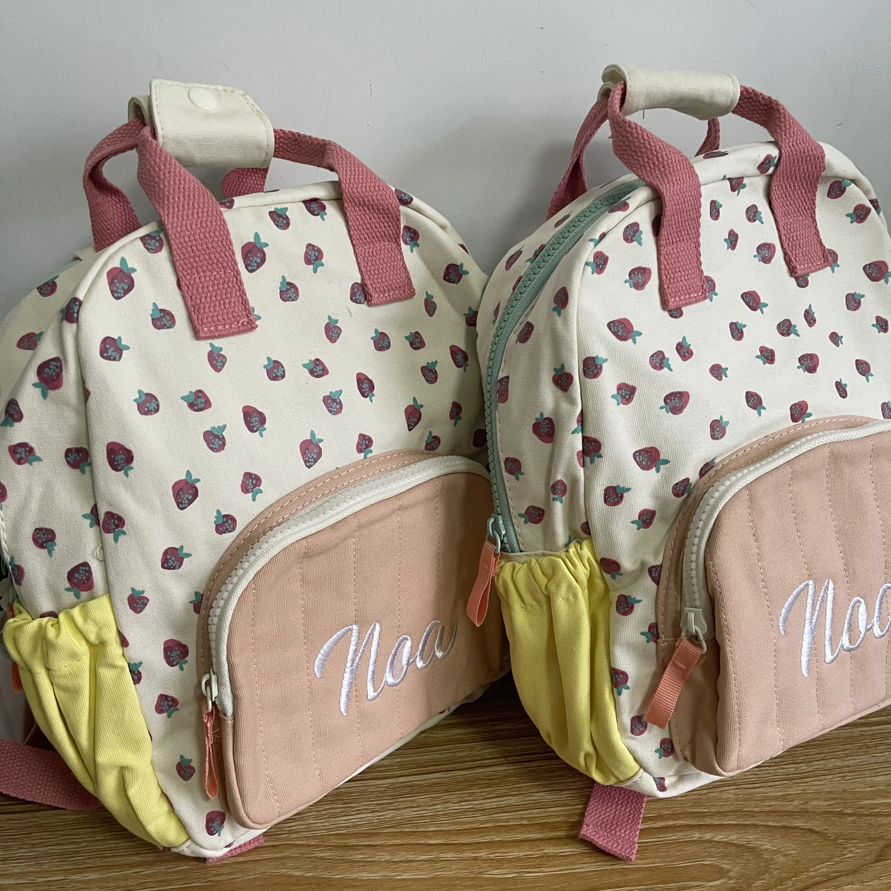 Mochila com nome personalizado para crianças, escola primária personalizada, meninas saída, snackbag, lona de algodão, morango, novo