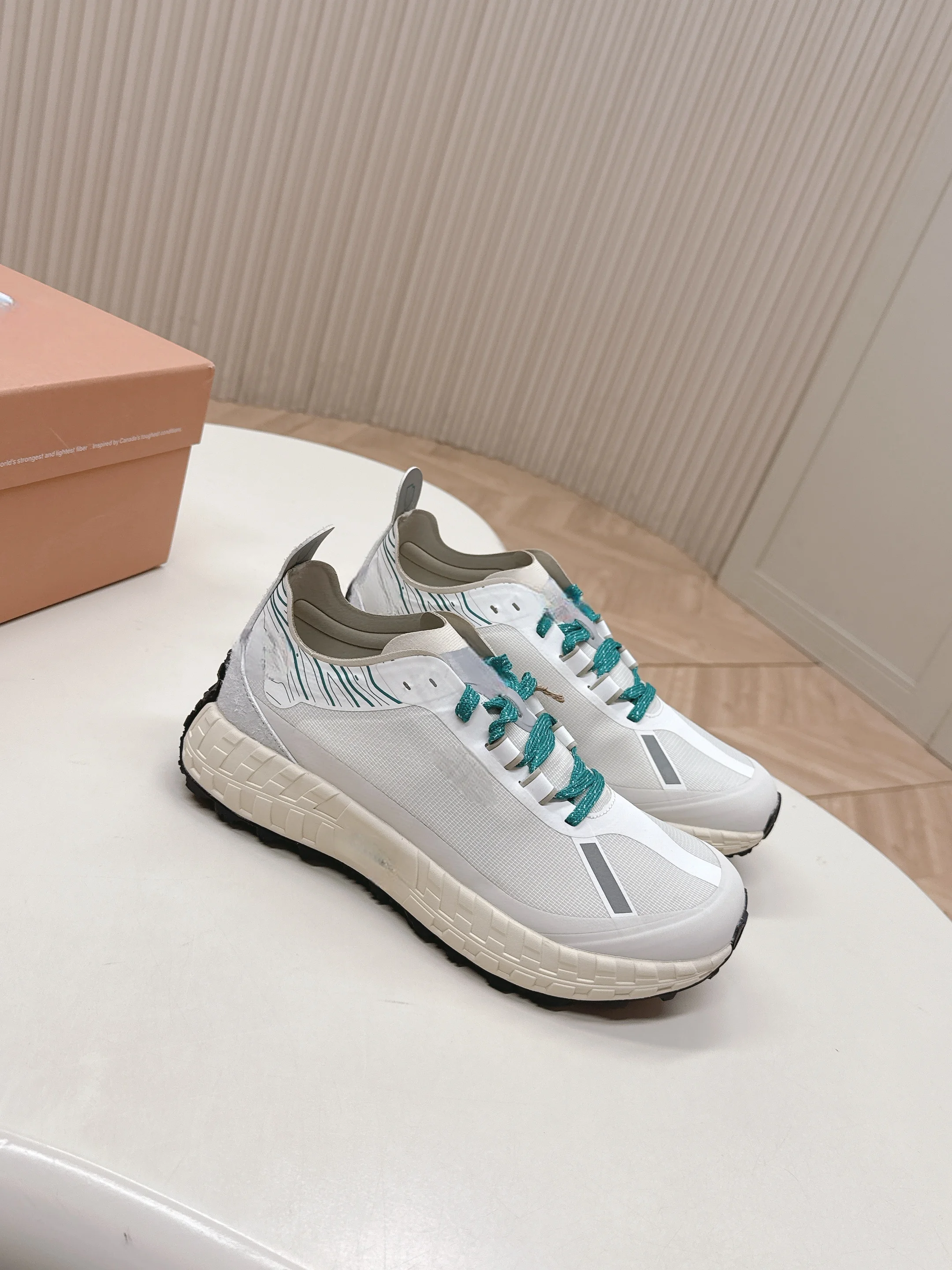 شتاء 2025 وصل حديثًا أحذية مشي خفيفة الوزن قابلة للتنفس ومتينة وخفيفة الوزن عالية الجر وأحذية مشي مقاومة للانزلاق #2