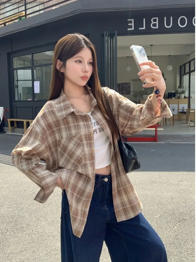 

Рубашка в клетку в американском стиле с длинными рукавами, женская свободная рубашка в непринужденном стиле, топ с защитой от солнца, новинка весеннего сезона, повседневная мода
