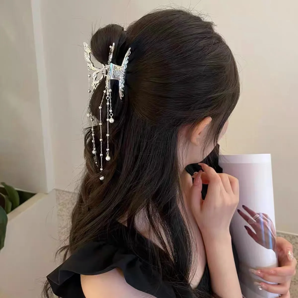 Awaytr Haai Krab Clips Meisjes Haarspeld Haaraccessoires Koreaanse Vrouwen Eenvoudige Haarklauw Clip Vlinder Parel Kwastje Haar Clip