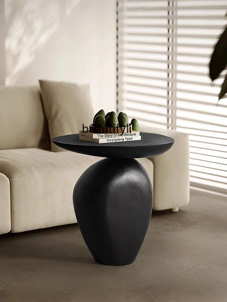 Italian minimalist side table artistic and creative fiberglass short goose egg-shaped sofa corner table small side table