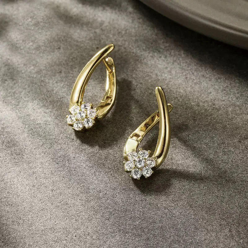 XP Jewlery--- 14 k Light Gold Plated Zircon Hoop Earrings for