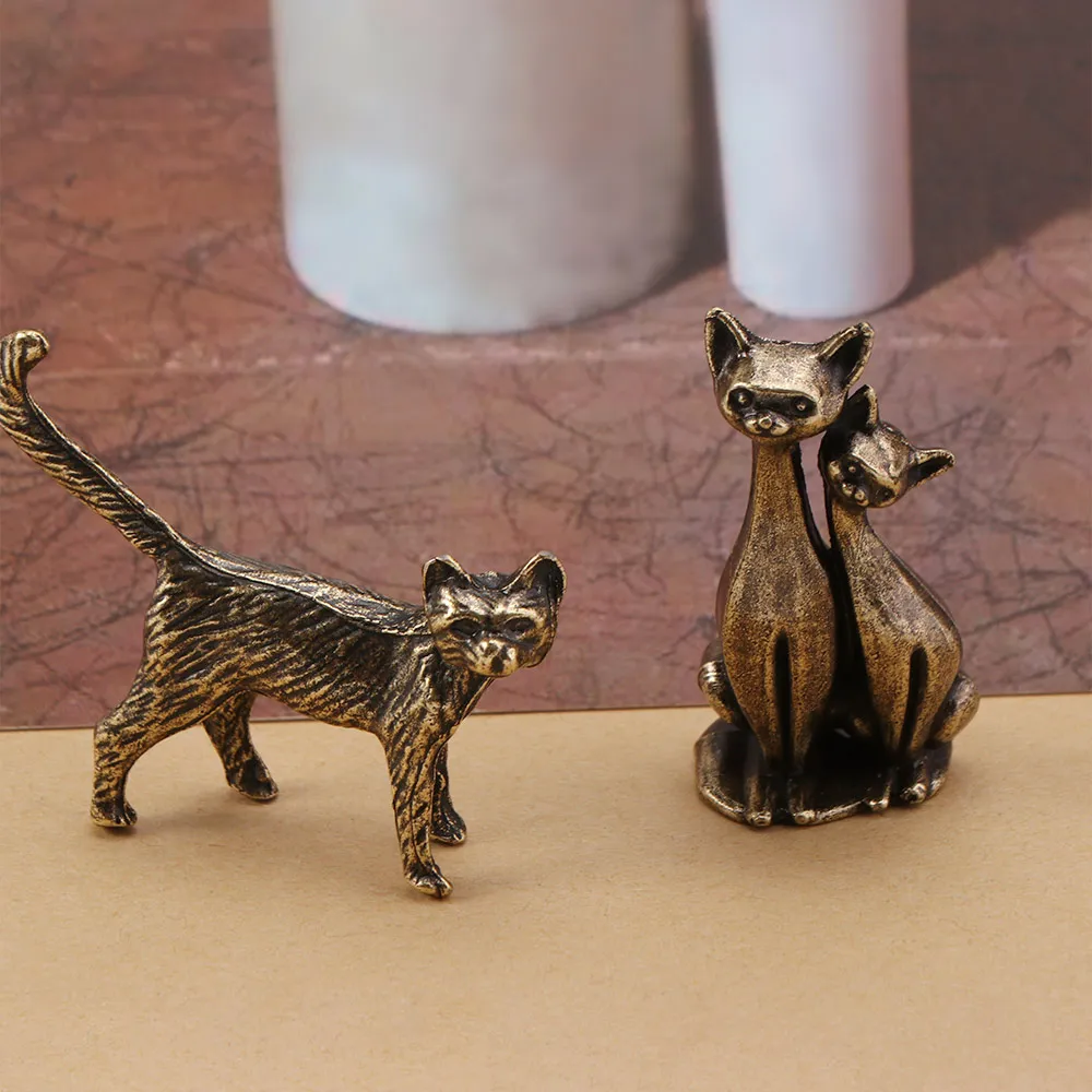 Brass Cat Decorative Figurines Small Couple Cat Office Desktop Ornaments Vintage Cute Casual Decoration Crafts Home Desktop