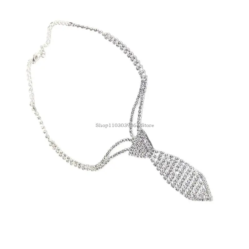 Colar gravata cristal da